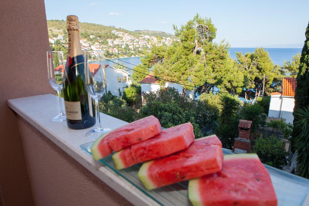 Apartments Marly Trogir Eksteriør billede